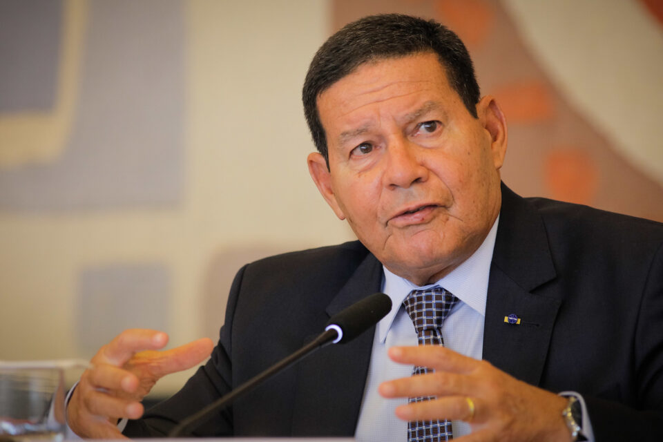 hamilton-mourao-CNAL_26.mai_.2021