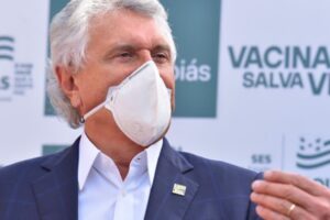 Ronaldo Caiado testa positivo para Covid-19