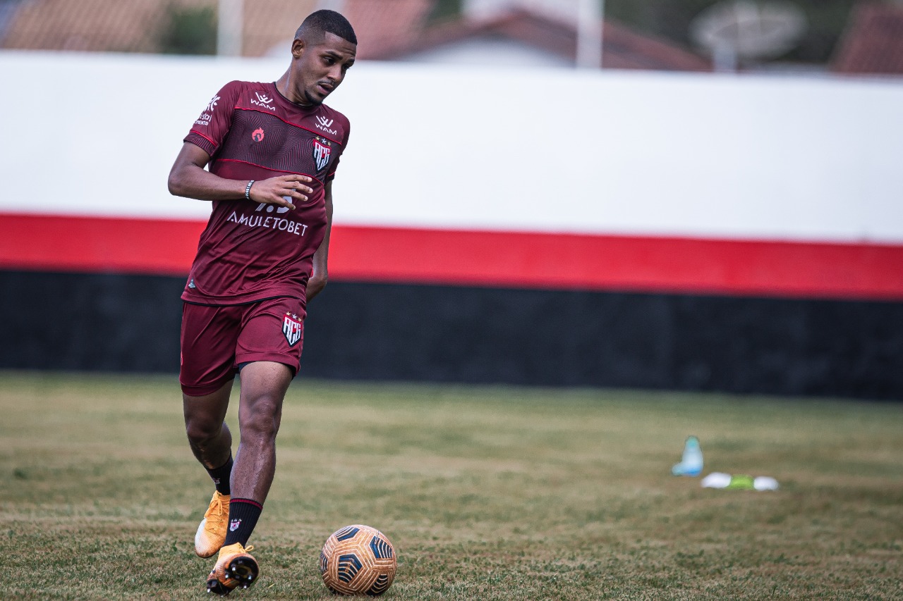 Ramon treinando Atlético Goianiense