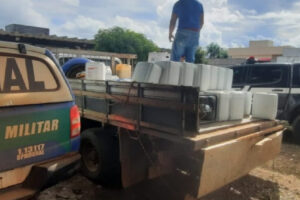 Polícia apreende carga de agrotóxicos avaliada em R$ 220 mil em Porangatu