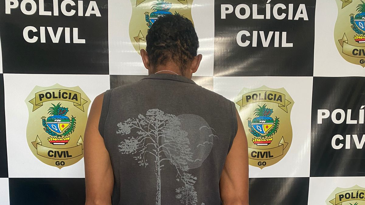 Homem pede desculpas para Deus depois de furtar padre em Firminópolis