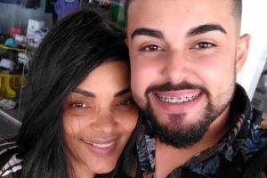 Noivo de Flordelis Allan Soares usou as redes sociais para responder perguntas. Noivo de Flordelis fala sobre visitas na prisão: "Deus tem nos sustentado"