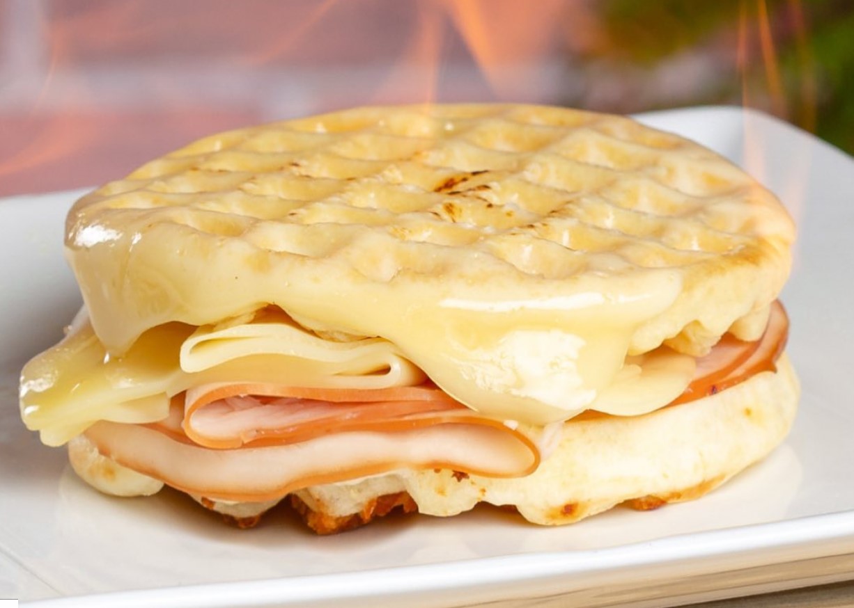 versão recheada com peito de peru