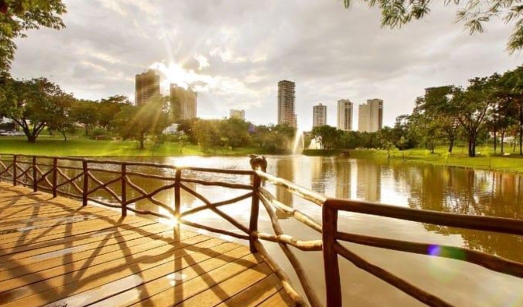 feira no Parque Flamboyant, realizada pela Rede de Mães e Mulheres Empreendedoras