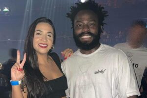 Carolina Brito apresentará a denúncia contra um blog. BBB 22: Esposa de Douglas Silva prestará queixa após ator sofrer ataques racistas