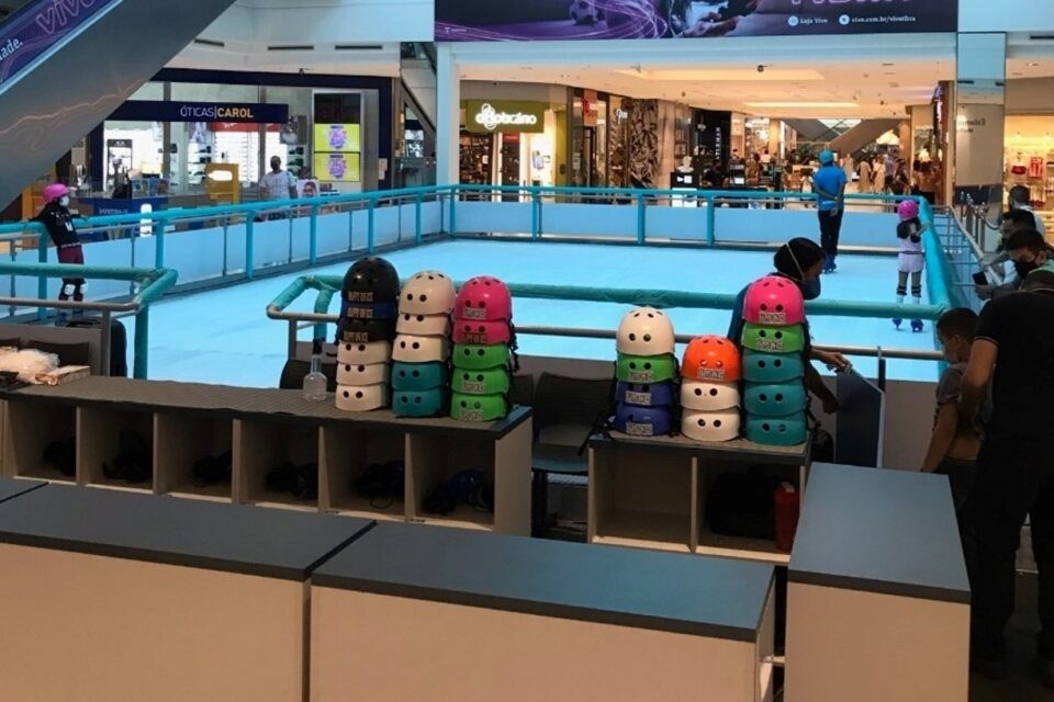 Pista de Gelo é alternativa para curtir com as crianças 