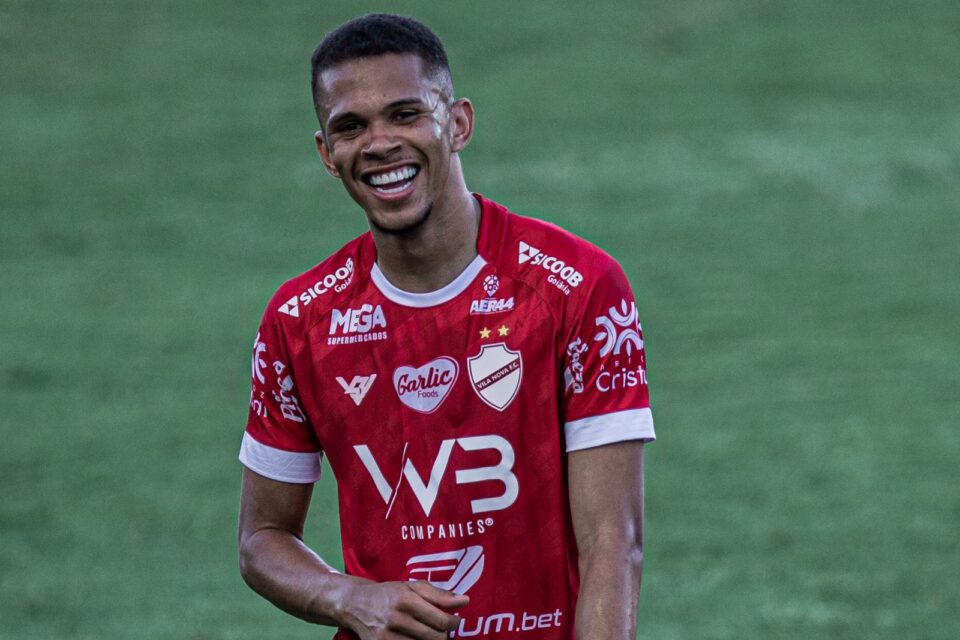 Meio-campista Pablo, no Vila Nova