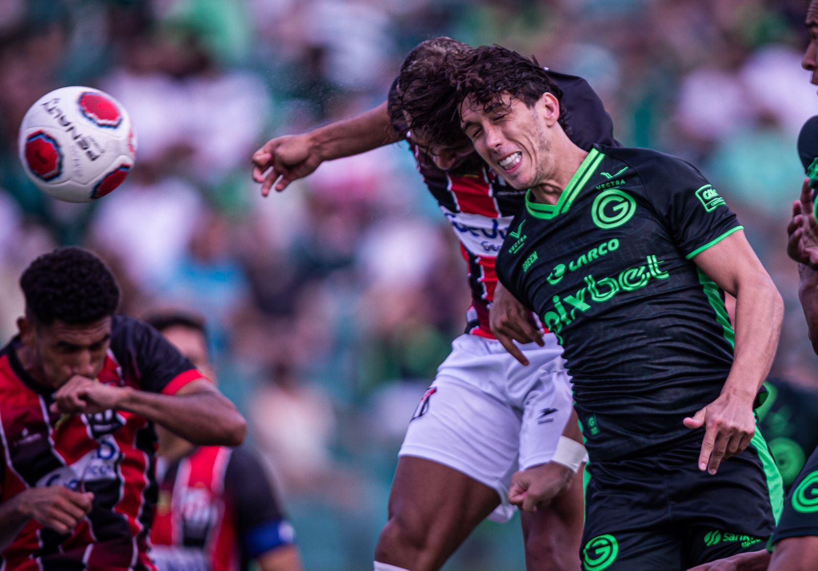 Nicolas do Goiás e zaga do Anápolis