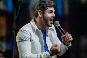 Relembre cantores sertanejos que participaram do BBB