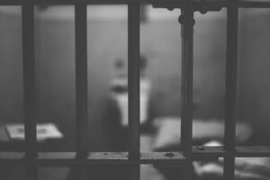 MP pede liberdade para investigado por furto de celular em Rubiataba