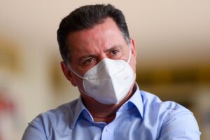 Em tratamento contra pneumonia, Marconi está de repouso em sua casa de Pirenópolis