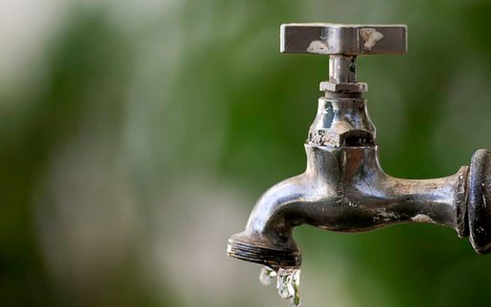 Estudo aponta substâncias impróprias na água de 59 cidades de Goiás
