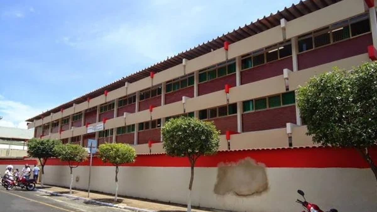 TJ mantém indenização de R$ 30 mil a aluno que perdeu dedo na escola em Itumbiara