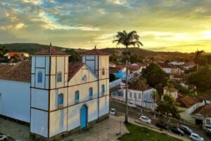 Casos de covid em Pirenópolis passam de cinco para 354 em oito dias