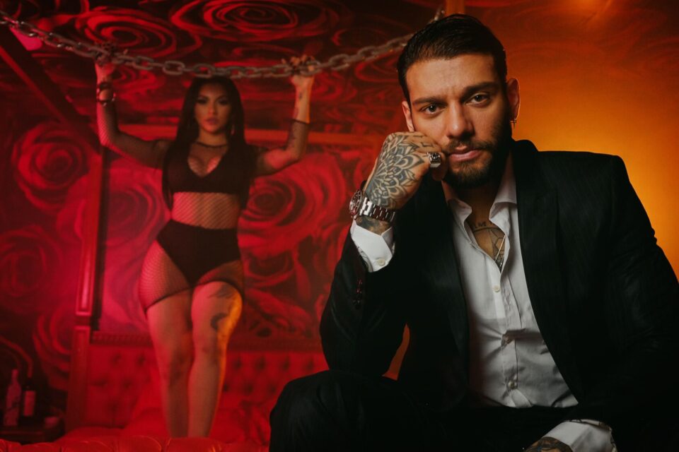 Lucas Lucco e Azzy se juntam na faixa Loca - ouça