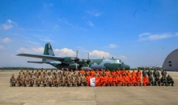 Bombeiros que atuavam nas enchentes na Bahia testam positivo para Covid-19