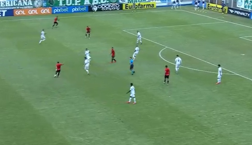 Partida entre Atlético-GO e Palmeiras pela Copinha