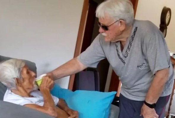 Genro cuida do sogro até os últimos dias de vida no Espírito Santo