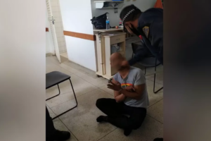 Guarda municipal agride paciente algemado em UPA de Goiânia