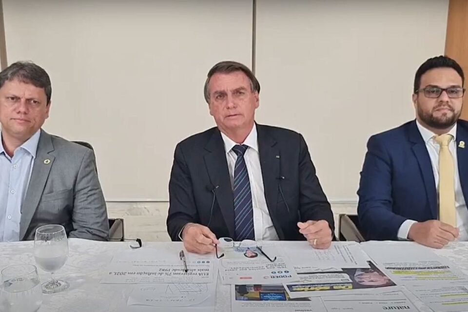 live_bolsonaro_13-01