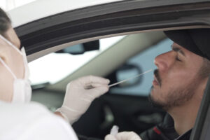 João Paulo fazendo teste de Covid
