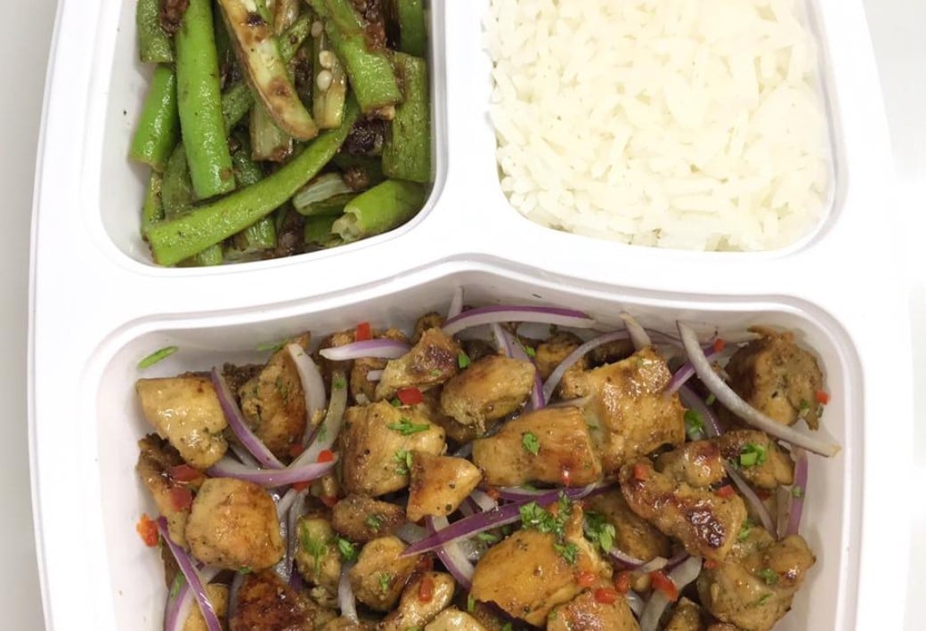 A casa trabalha com marmitas saudáveis, opção para almoçar no Setor Sul