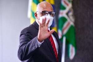 Prefeitura de Goiânia proíbe carnaval, grandes eventos e modifica funcionamento de bares e afins