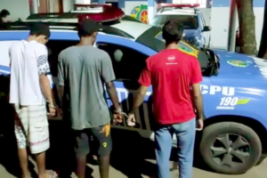 Trio é preso suspeito de abusar sexualmente das irmãs de um dos abusadores, em Goianira