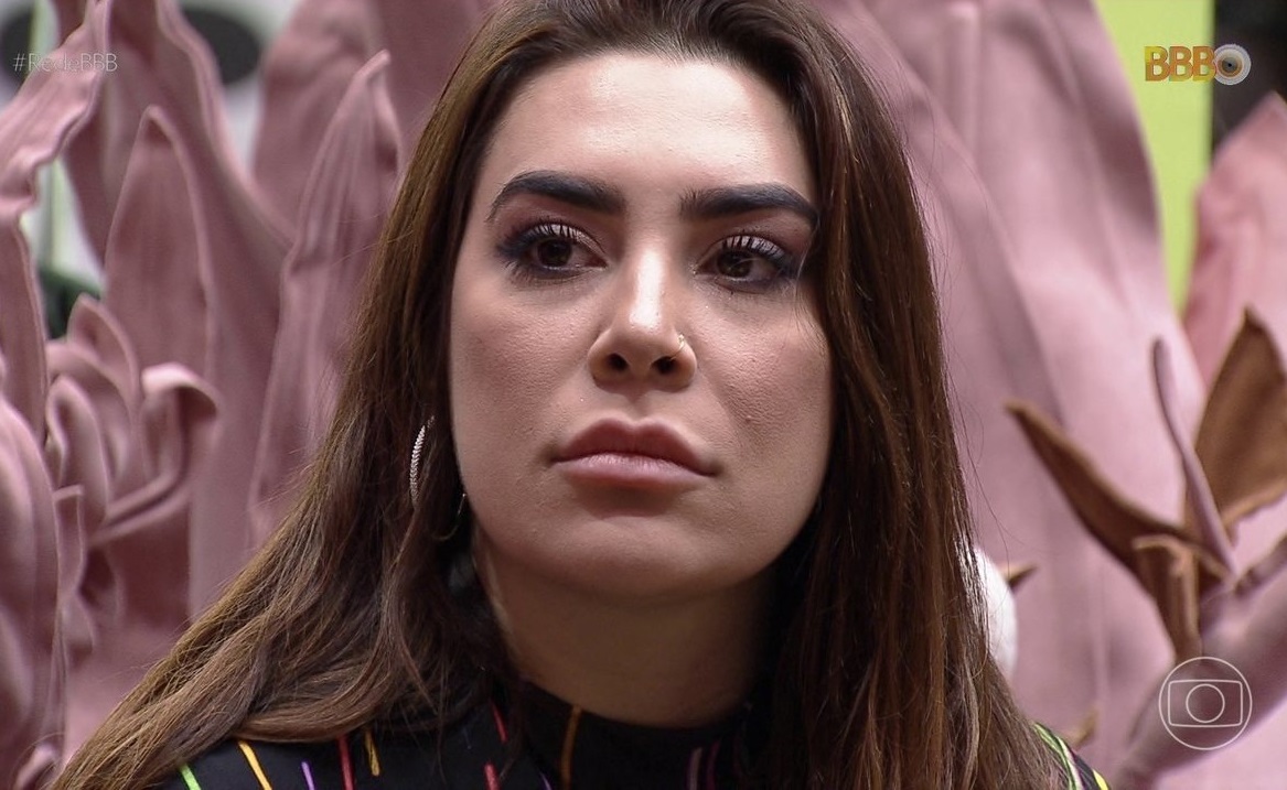 Equipe de Naiara Azevedo se manifesta após suposta agressão da cantora: 'segredo de justiça' sertaneja ex-bbb