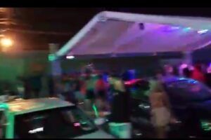 Fiscalização interdita festa de 500 pessoas e com menores de idade em Goiânia