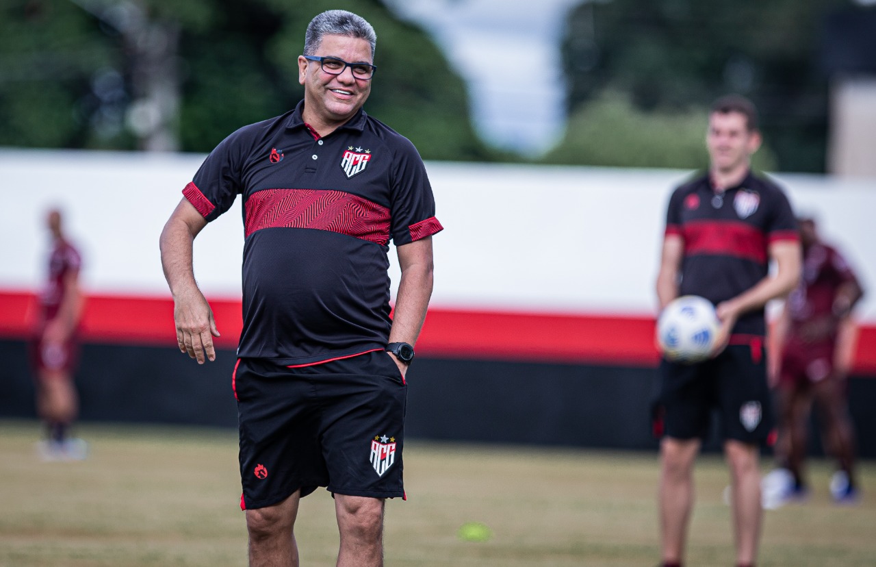 Marcelo Cabo, treinador do Atlético Goianiense 2022