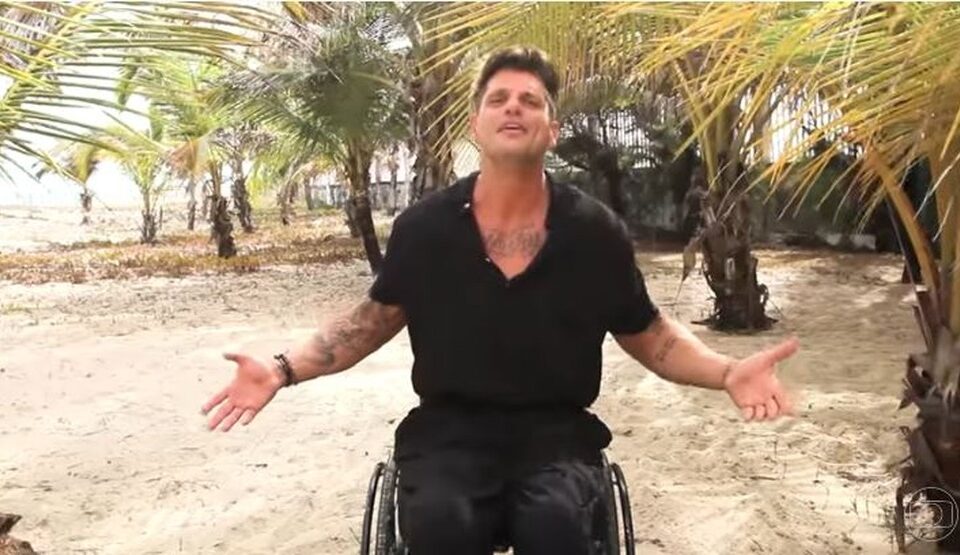 Fernando Fernandes é o novo apresentador de 'No Limite'