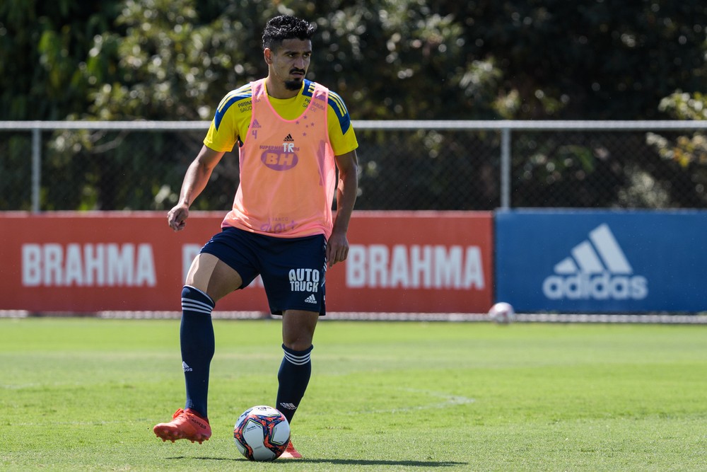 Ramon irá rescindir o contrato com o Cruzeiro