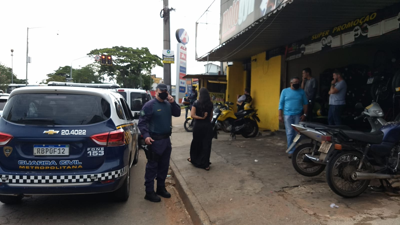 Fiscalização contou a participação da Guarda Civil Metropolitana (Foto: Seplanh) 