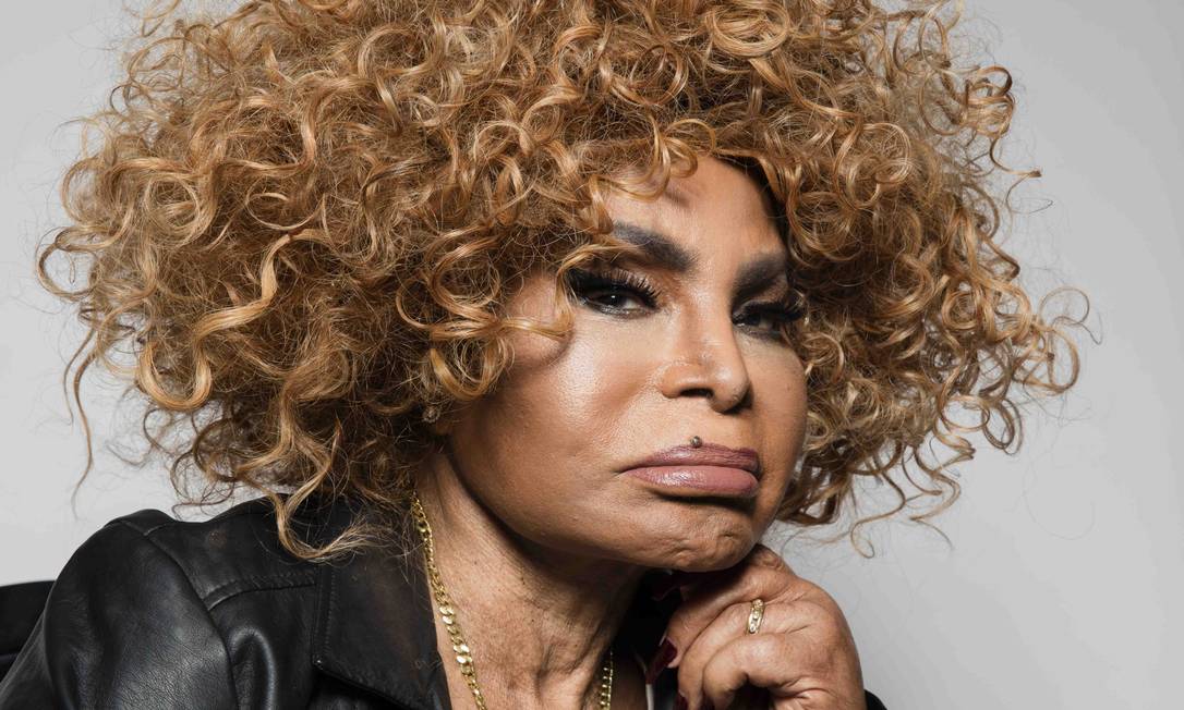 Morre cantora Elza Soares, aos 91 anos