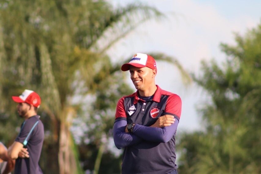 Diferentemente dos rivais da capital, Higo Magalhães quer dar sequência para os titulares no começo do Goianão. Foto: Divulgação - Vila Nova