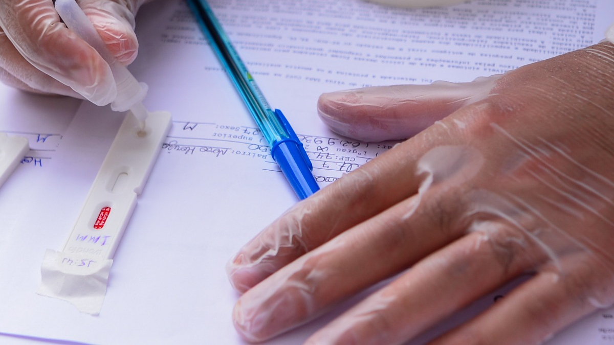 Tripla infecção: morador de Aparecida que testou positivo para Covid-19, dengue e gripe tem sintomas leves