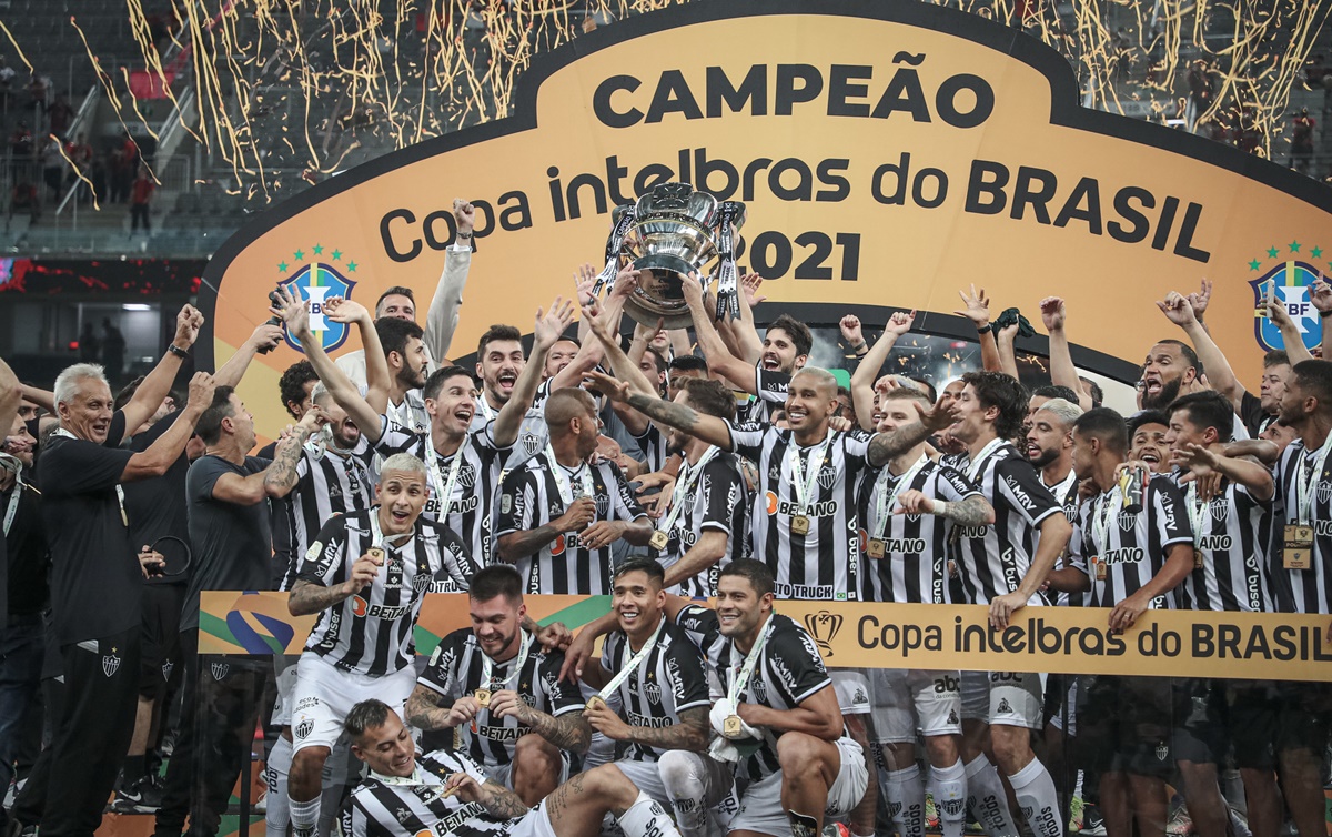 Jogadores do Atlético-MG comemoram título da Copa do Brasil