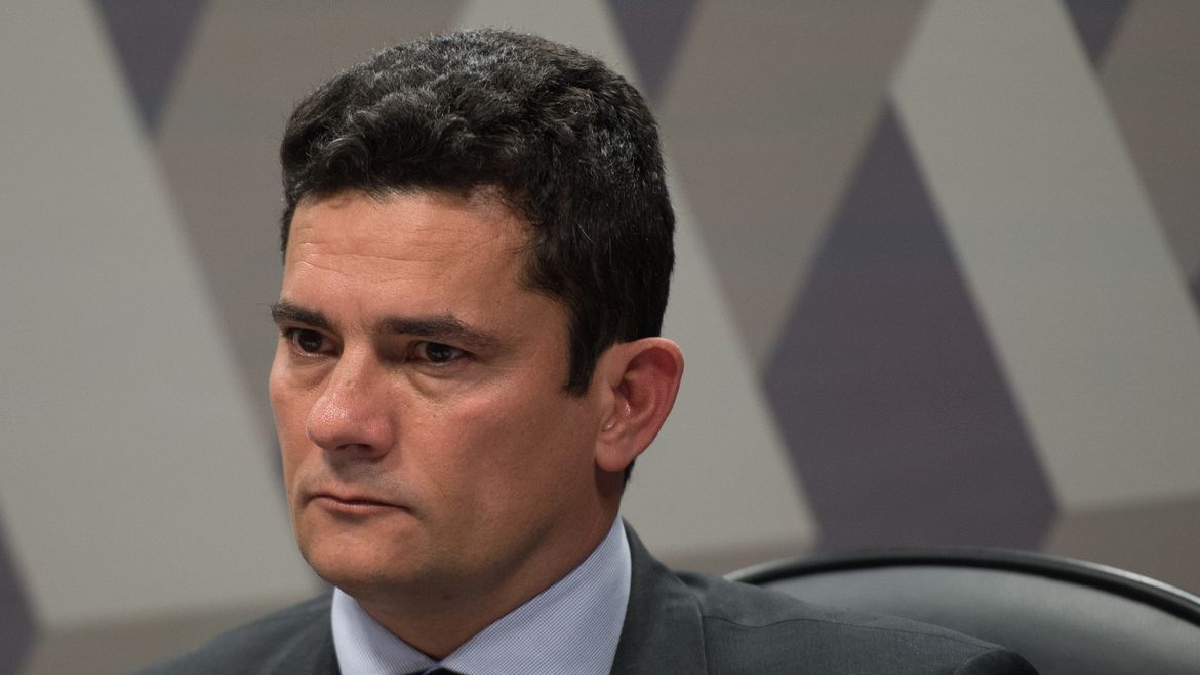 Ex-juiz abriu possibilidade de não disputar eleições de outubro e chamou crise entre STF e Ministério da Defesa de "mal entendido" Moro