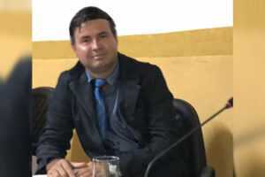 Vereador de Araguapaz diz que atirou na direção de servidor em legítima defesa