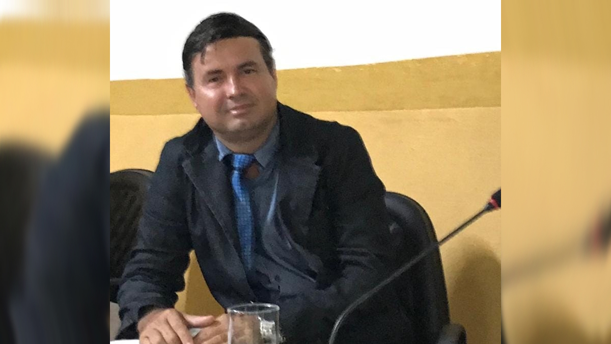 Vereador de Araguapaz diz que atirou na direção de servidor em legítima defesa