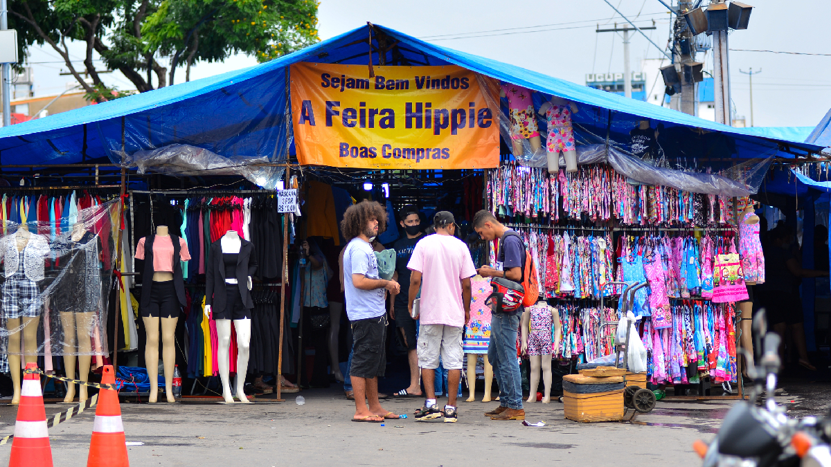 Feira Hippie deixa de funcionar às sextas-feiras e feirantes se mobilizam em Goiânia (Foto: Jucimar de Sousa - Mais Goiás)