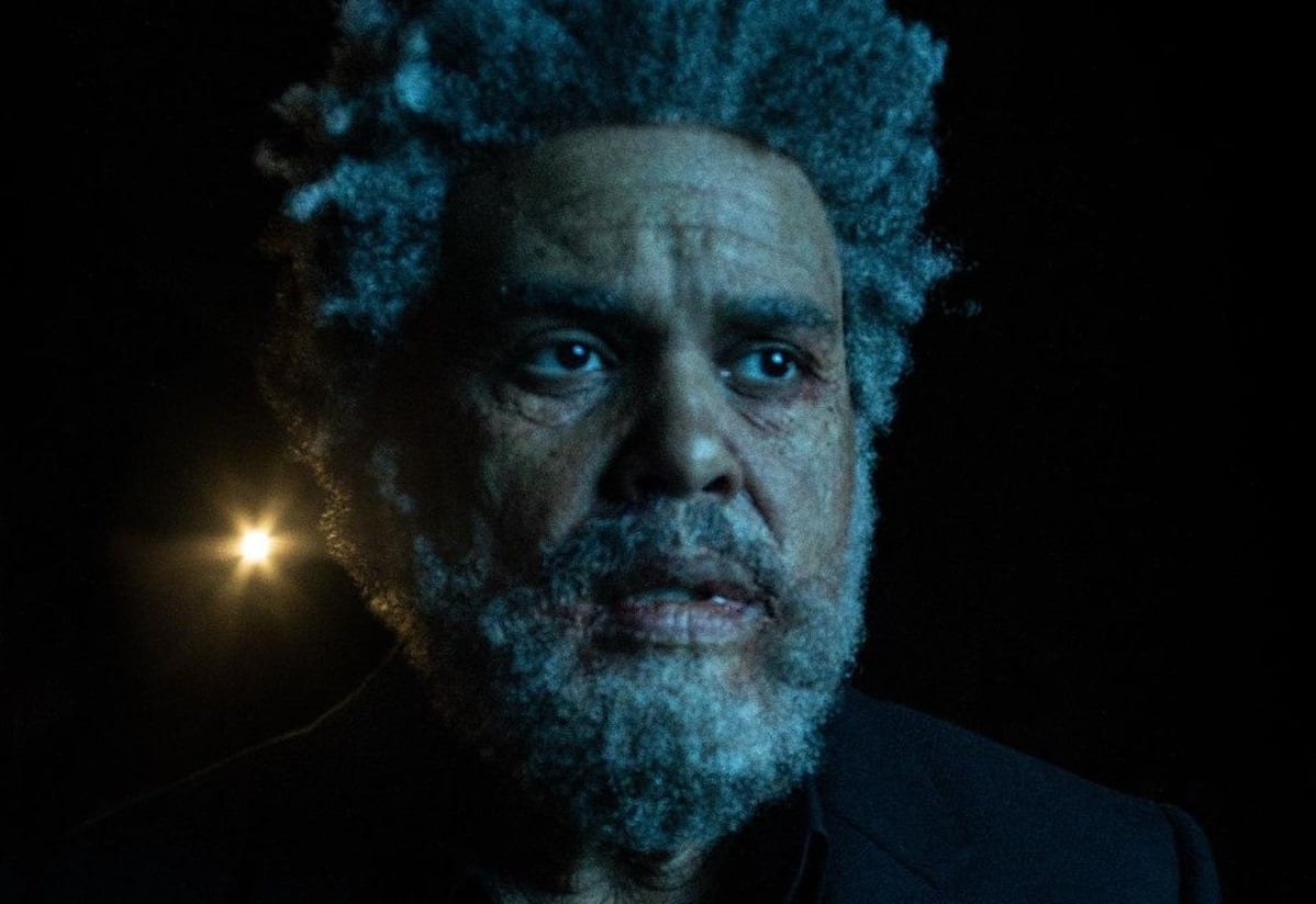 Novo álbum de The Weeknd apresenta uma experiência cinematográfica otimista em tempos difíceis. Crítica Dawn FM cantor álbum The Weeknd