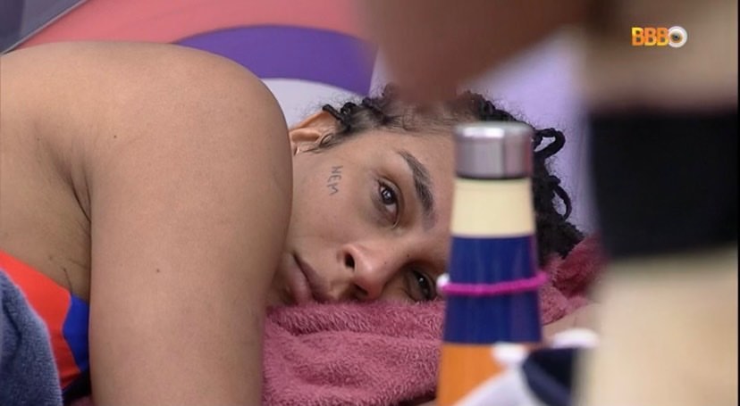 BBB 22: Internet cobra resposta da produção após Linn receber mensagem com pronome errado