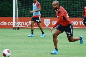 Patrick em treinamento do São Paulo