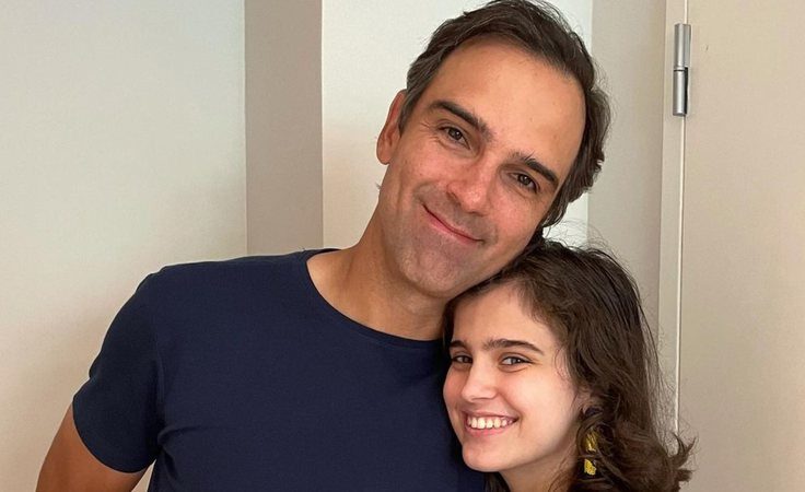 "Minha orientação sexual não corresponde à heteronormatividade", disse Valentina Schmidt Filha de Tadeu Schmidt se revela como pessoa queer