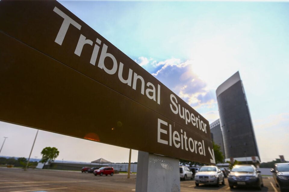 TSE diz a Ministério da Defesa que trabalha por eleições que expressem desejo da população