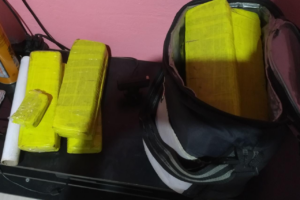 Homem é preso com arma de fogo e droga avaliada em R$30 mil em Itaberaí