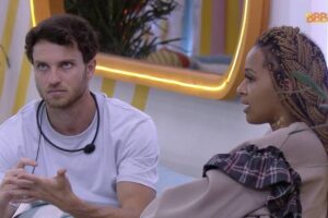Participantes estavam no gramado fora da casa enquanto todos dormiam. BBB 22: Natália e Lucas chamam Bárbara de 'arrogante' e falam de jogo