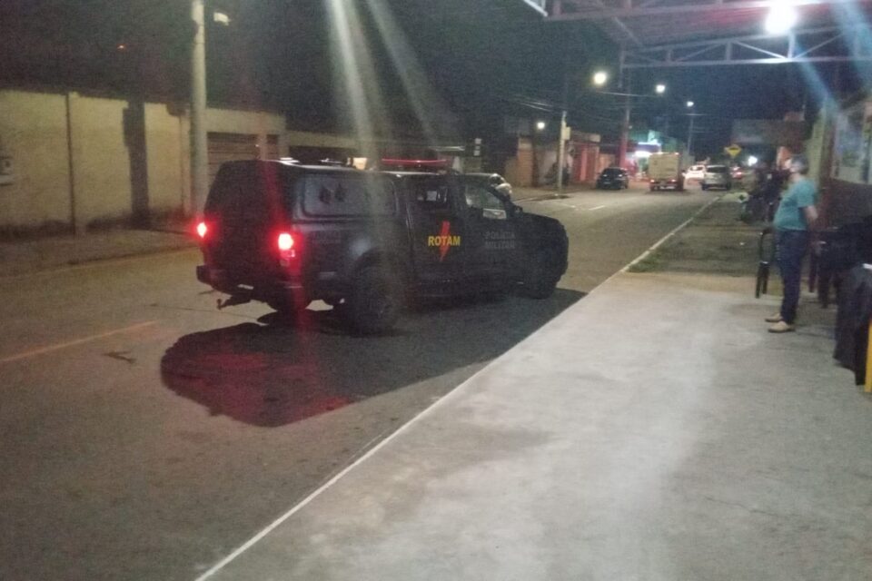 Confronto aconteceu no Jardim dos Ipês (Foto: Rodrigo Bastos)